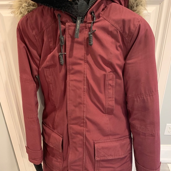 Aritzia Bancroft Parka - Picture 1 of 5